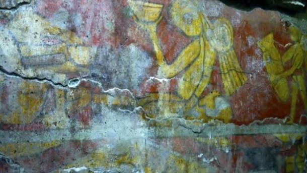 Parte del mural en restauración.